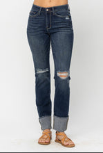 Load image into Gallery viewer, Judy Blue mid~rise fray cuff jeans