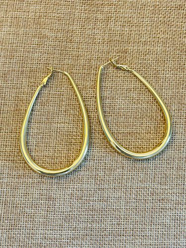 Drip in Gold Hoops