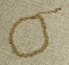 Load image into Gallery viewer, Dainty Gold Bracelet