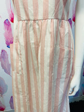 Load image into Gallery viewer, Pink stripe linen dress
