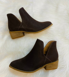 Wayland Bootie ~ Chocolate