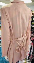 Load image into Gallery viewer, Pink Blazer